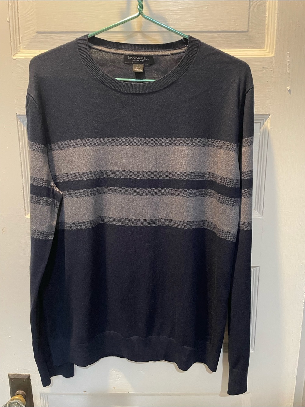 Banana Republic Luxury Blend Men’s Navy Striped Crewneck Sweater, Large
